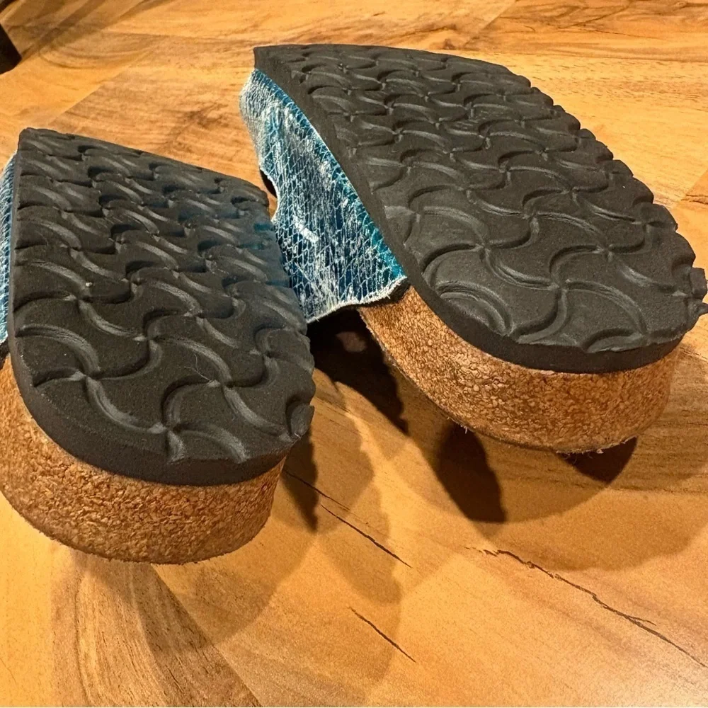 Birkenstock Classic Arizona Anaconda Women's Mules Turquoise Size 7 -7.5 - Picture 9 of 13